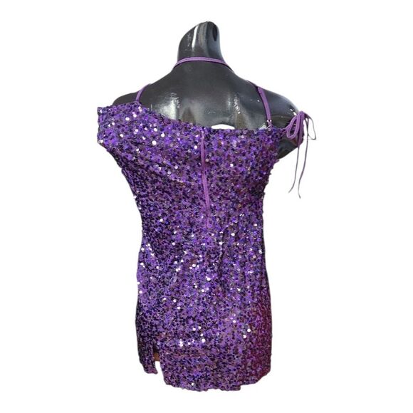WILD FABLE PURPLE SEQUINS SLEEVELESS MINI SKIRT SIZE LARGE. - Picture 5 of 10